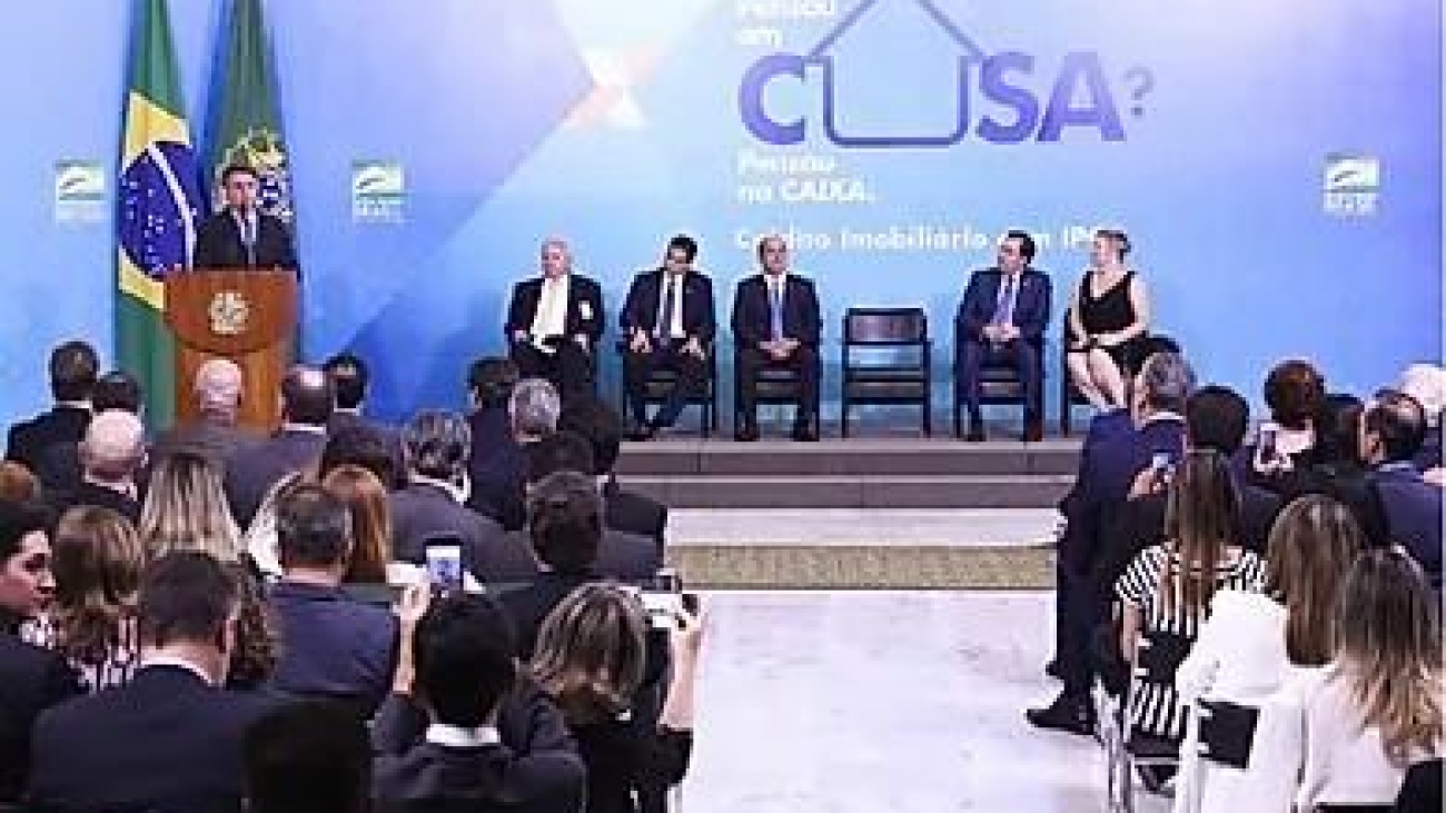 f4d40e_08f279eb88784da8a0482dc8bcef2024_mv2