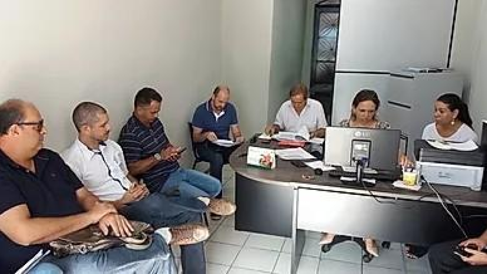 f4d40e_2a738a581fc14f80823d48b2edf39e67_mv2