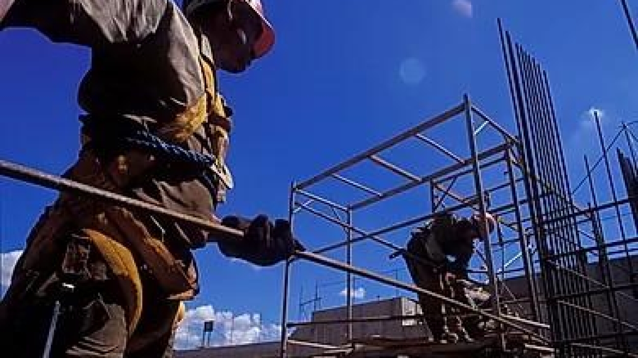 f4d40e_44846e0a1a154908afcda3addfd1f284_mv2