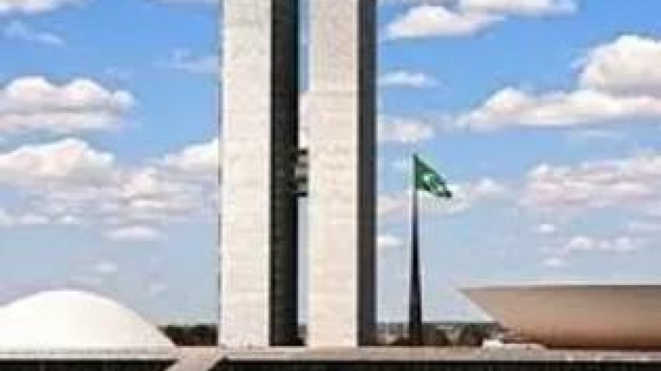 f4d40e_54d154a273ec4c44b1b5192eaa4fadfa_mv2