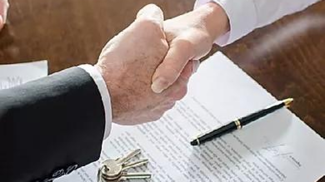 f4d40e_85a142d9ac74468cb44dd1990efb0337_mv2