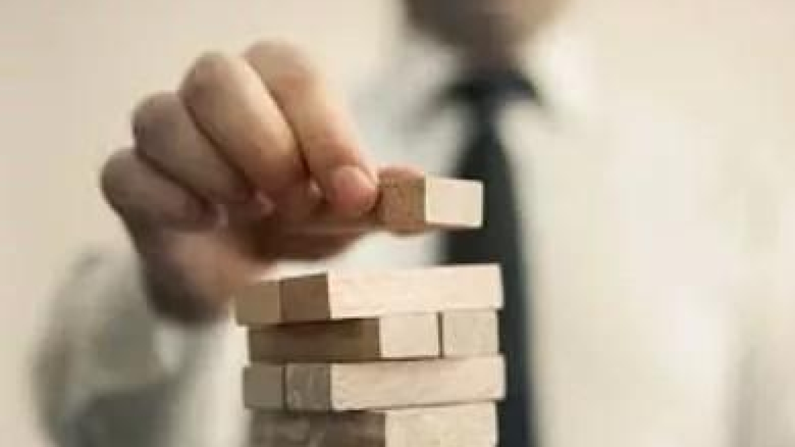 f4d40e_c269d161a87441cab5fa65bfa00f741d_mv2