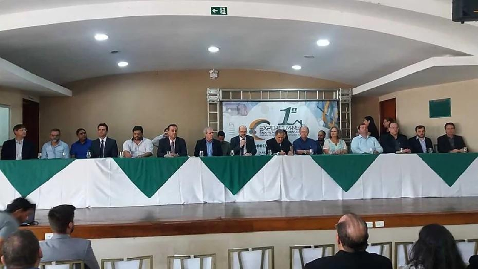 f4d40e_d40ef3b967ae4fd7b4af77990ebfff19_mv2