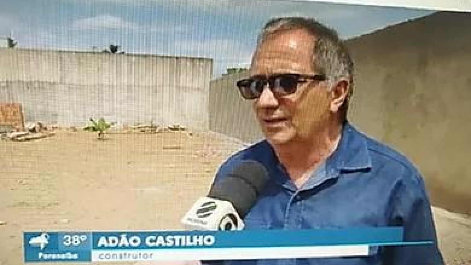 f4d40e_fde117048a3e4db3afadd2c23d61d748_mv2