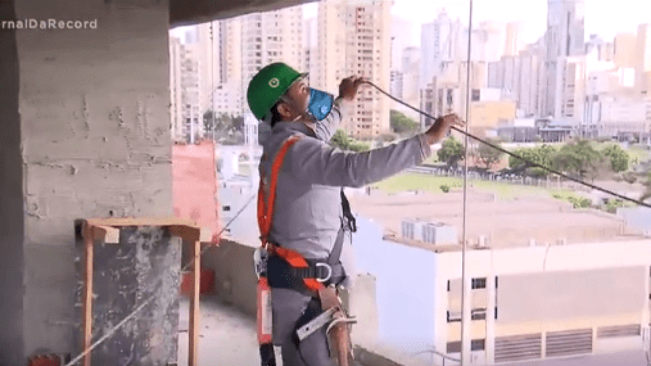 SETOR-DA-CONSTRUÇÃO-CIVIL-COMEÇA-A-RETOMAR-OBRAS-E-ABRE-VAGAS-DE-TRABALHO