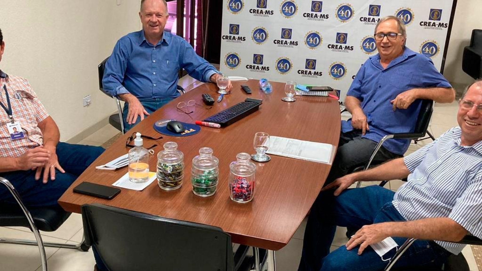 PRESIDENTE DA ACOMASUL VISITA CREA-MS