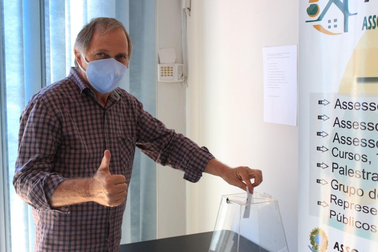 ELEITA NOVA DIRETORIA DA ACOMASUL