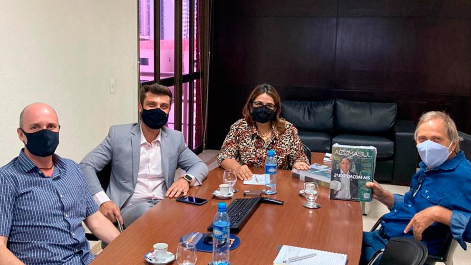 NOVO PRESIDENTE DA ACOMASUL, DR. DIEGO CANZI, É APRESENTADO EM UMA REUNIÃO NO CREA-MS